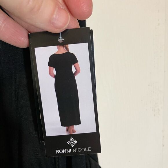 NWT, Ronni Nicole, faux wrap dress, size large, Midi length - Picture 2 of 4